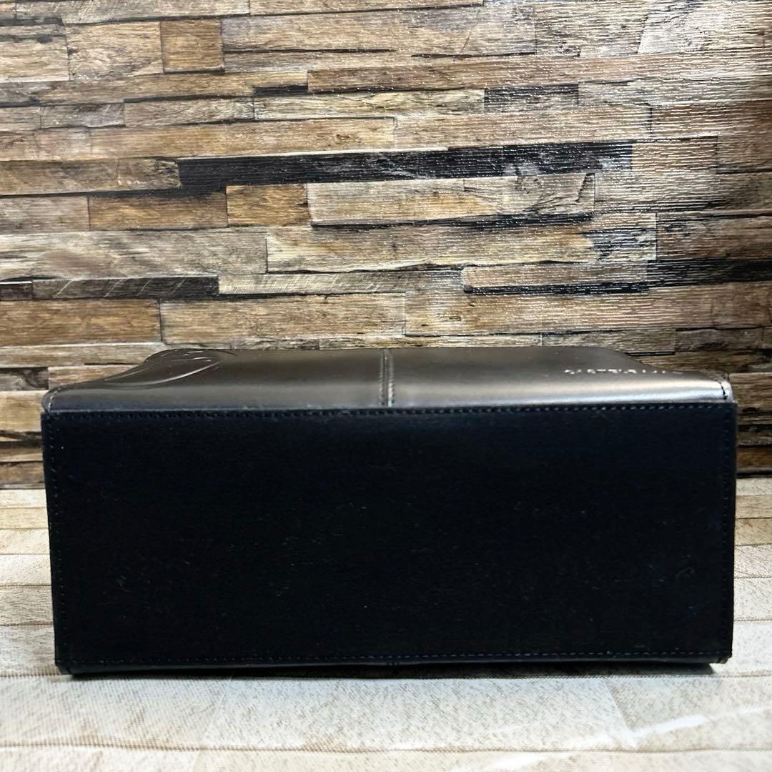 CASTELBAJAC カステルバジャック セカンドバッグ 本革 黒　美品