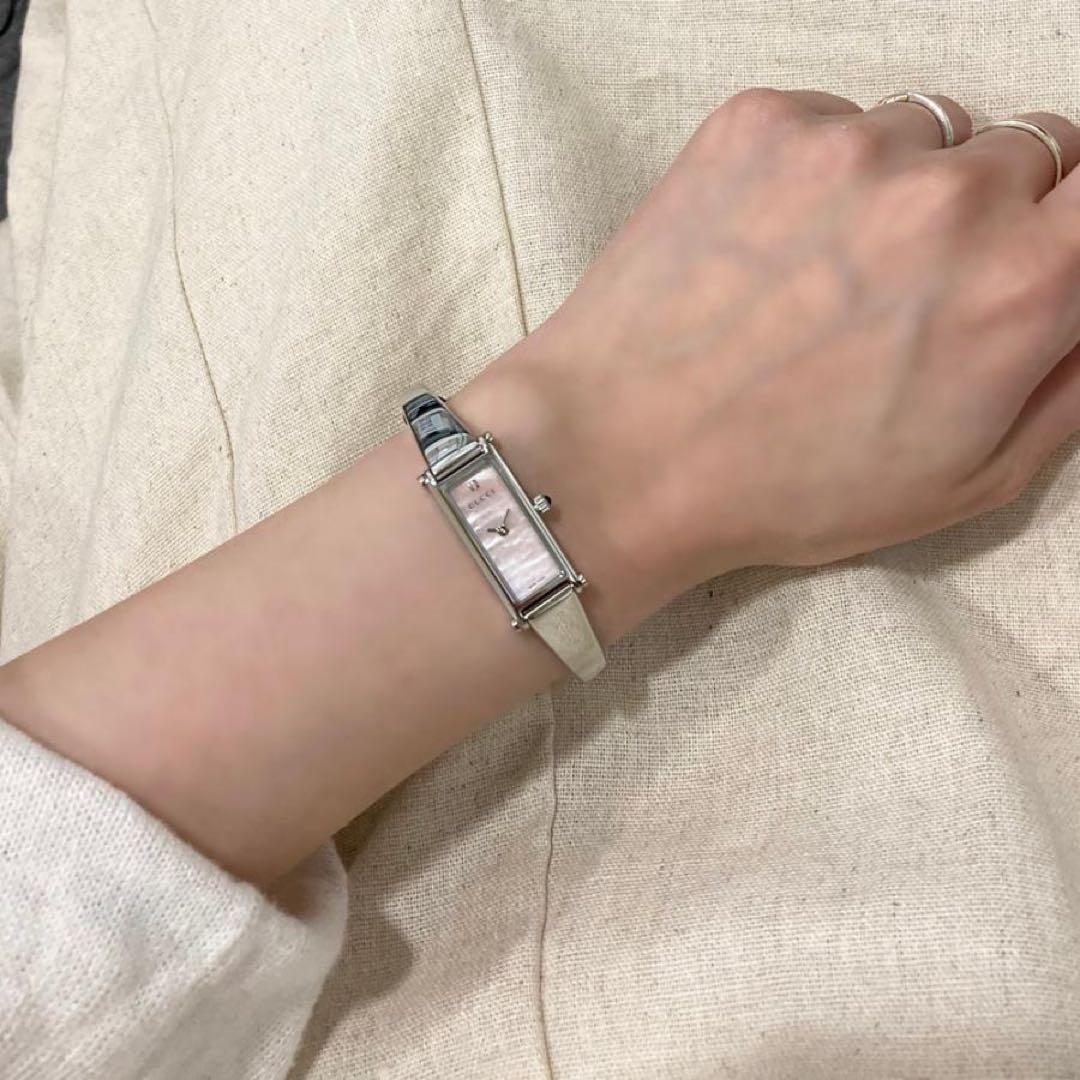GUCCI レディース　シルバー　腕時計