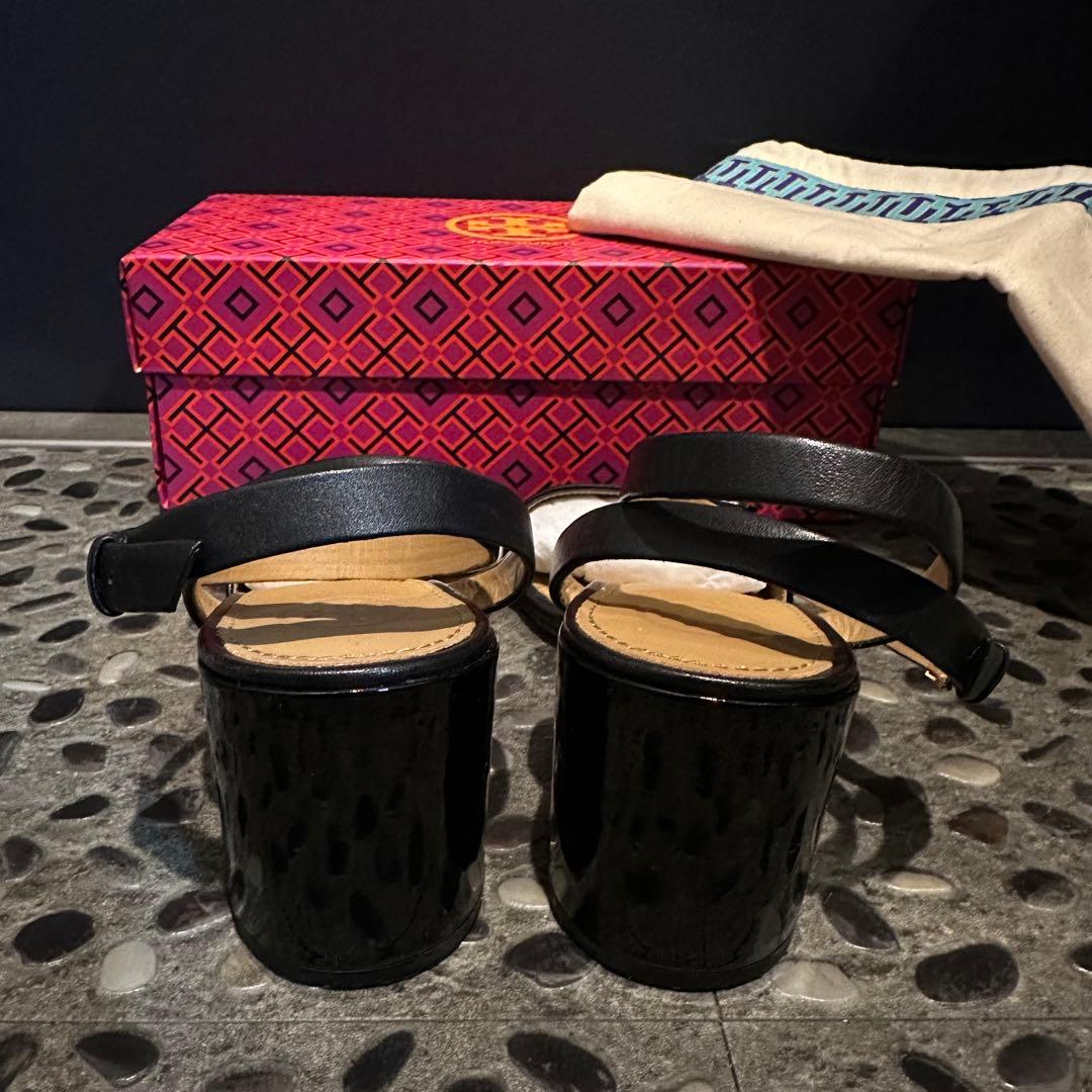 美品 トリーバーチ サンダル アンクルストラップ ブラック