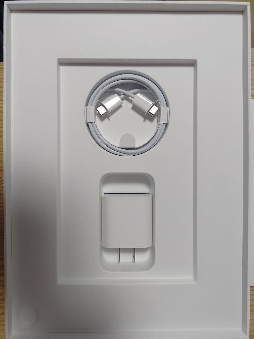 iPad air 第5世代 64GB スペースグレイ WI-FI 2022