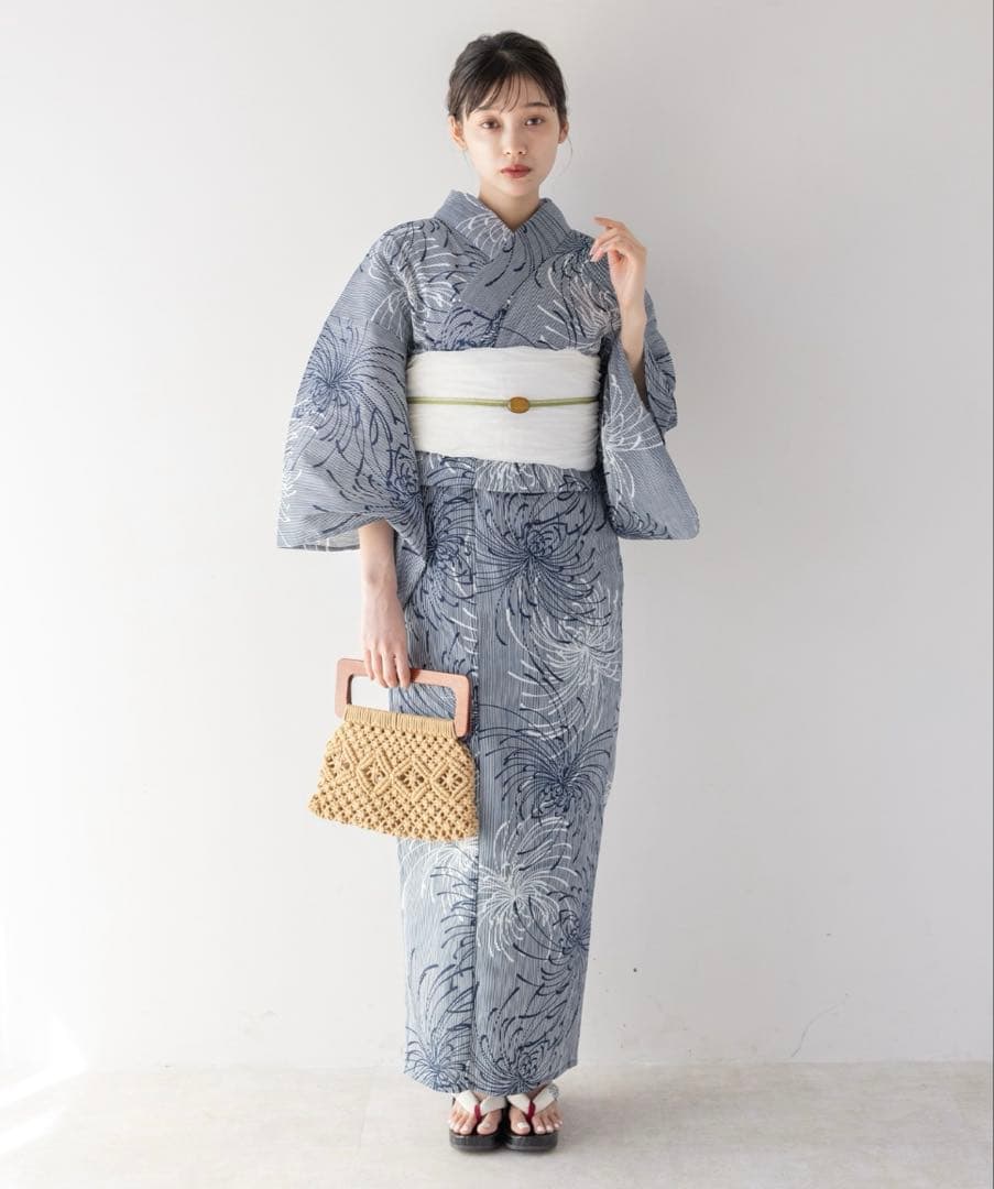 ゆかた館グレース花柄 浴衣・帯・下駄セット