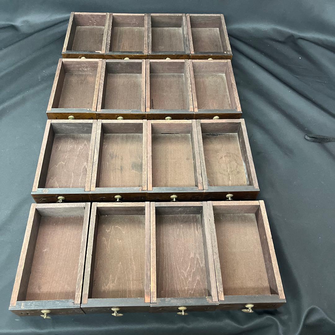 桃*郎様 李朝家具　ヤクジャン　薬箪笥　小引き出し　彫文字　飾り金具　ヂェスト