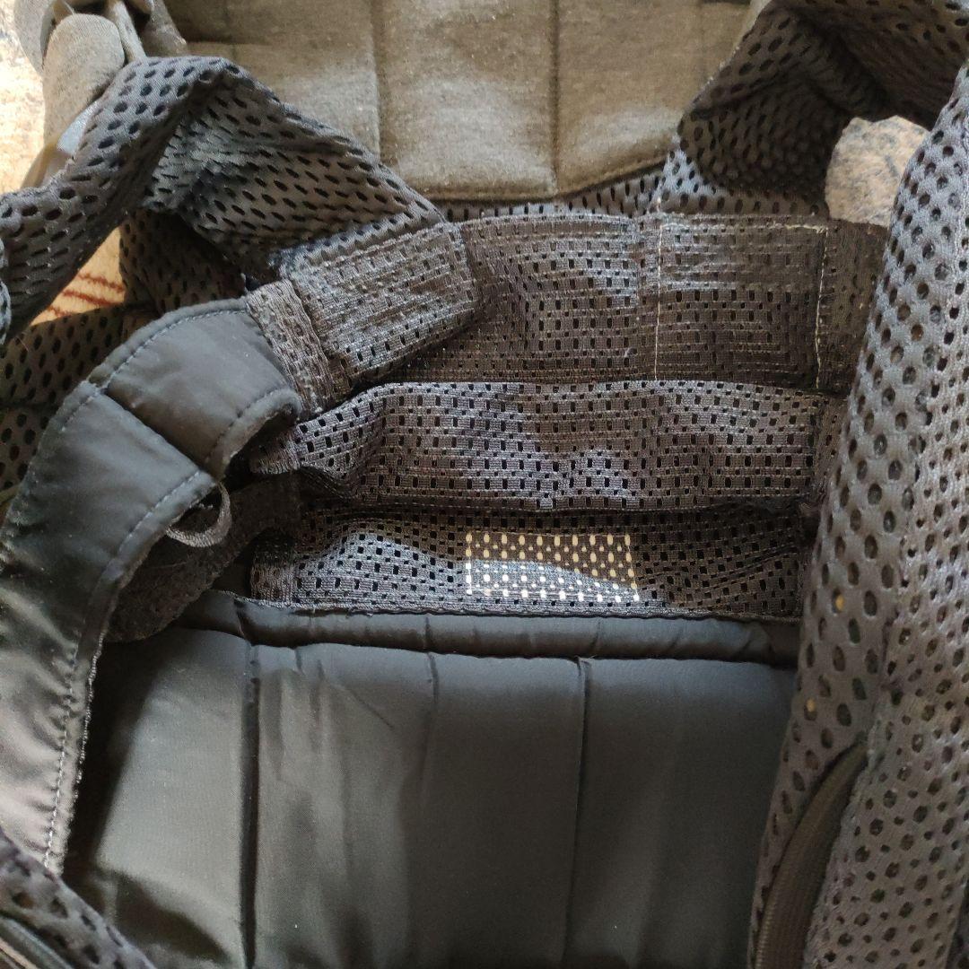 BABYBJÖRN ハーモニー　抱っこ紐 グレー メッシュ