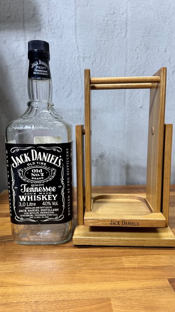ジャックダニエル 3.0ml 旧型 空ボトル　非売品 木製ブランコ付き
