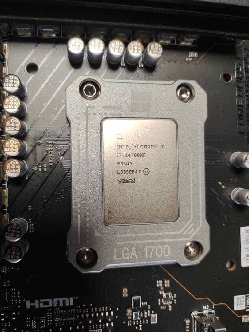 i7 14700KFと MSI Z790-A WIFI DDR4 動作確認済み