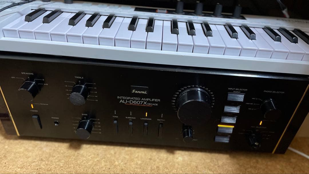 Sansui AU-D607X Decade プリメインアンプ　ジャンク品