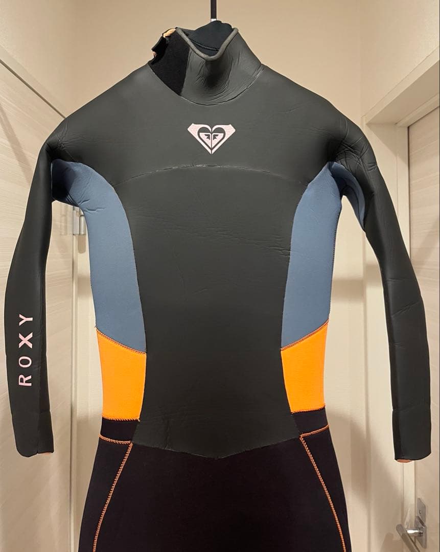 6/16までお値下げ ROXY 5/3mm セミドライ　起毛　ウェットスーツ