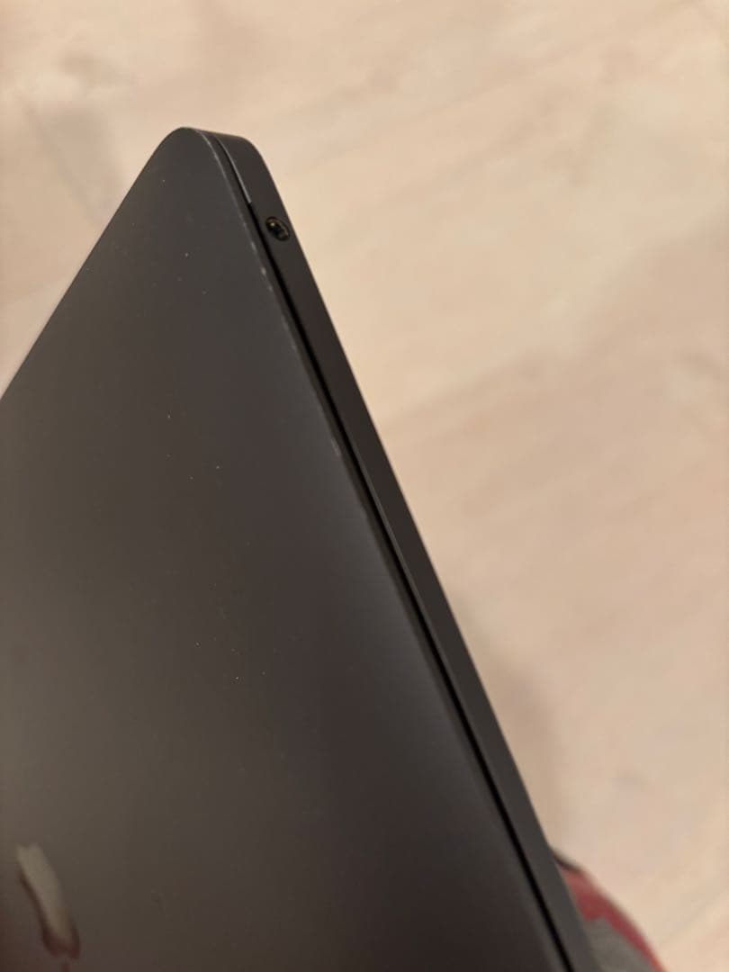 su MacBook Air M1 2020 覗き見防止フィルター付