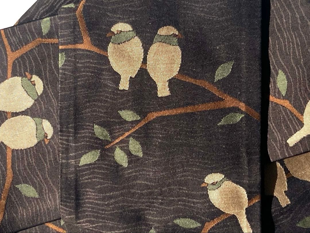 おりびと♦︎半幅帯♦︎桐生織♦︎焦茶色にゆらぎ地紋・小枝に鳥♦︎長尺