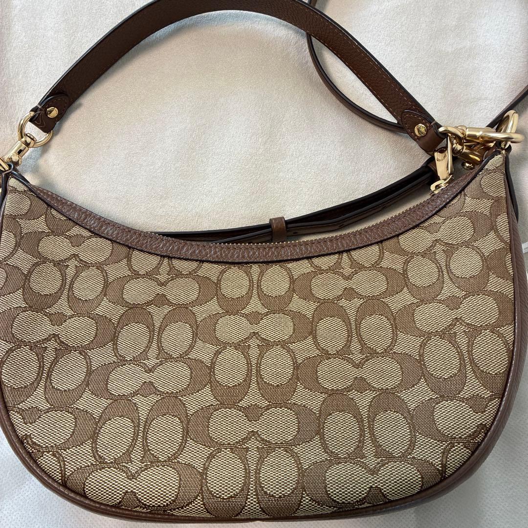 [値下][美品]COACHシグネチャーシーcスモールバッグ2way