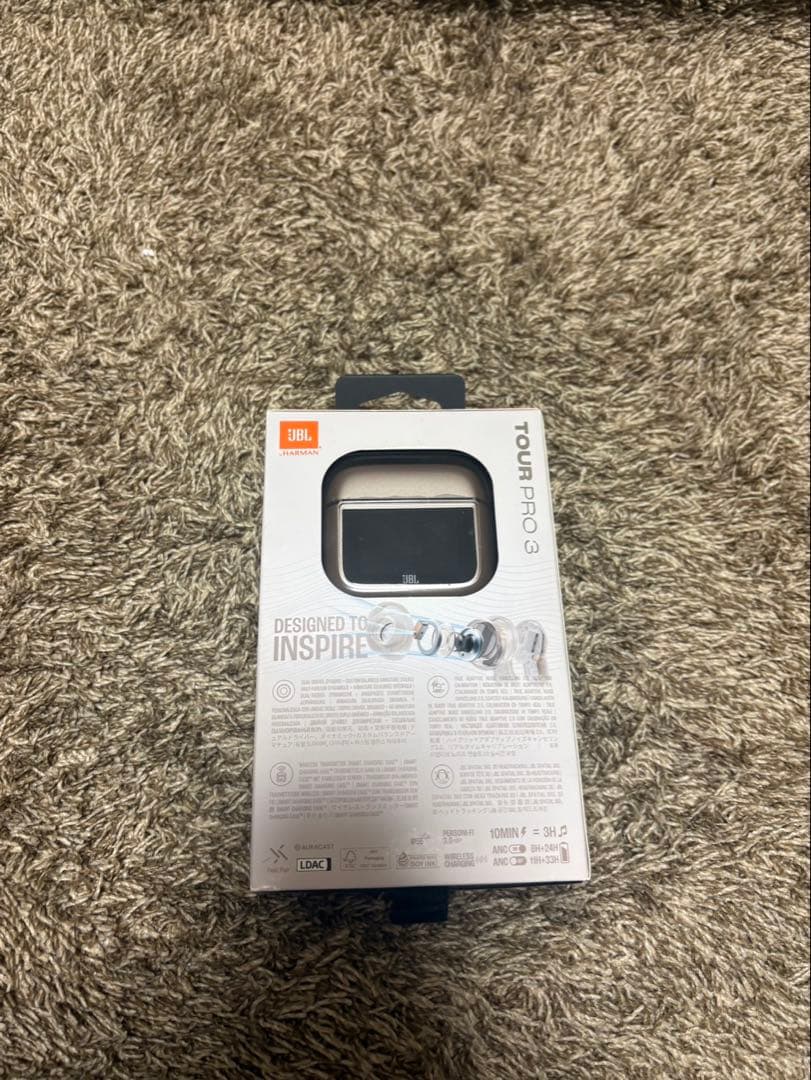 JBL tour pro 3ワイヤレスイヤホン