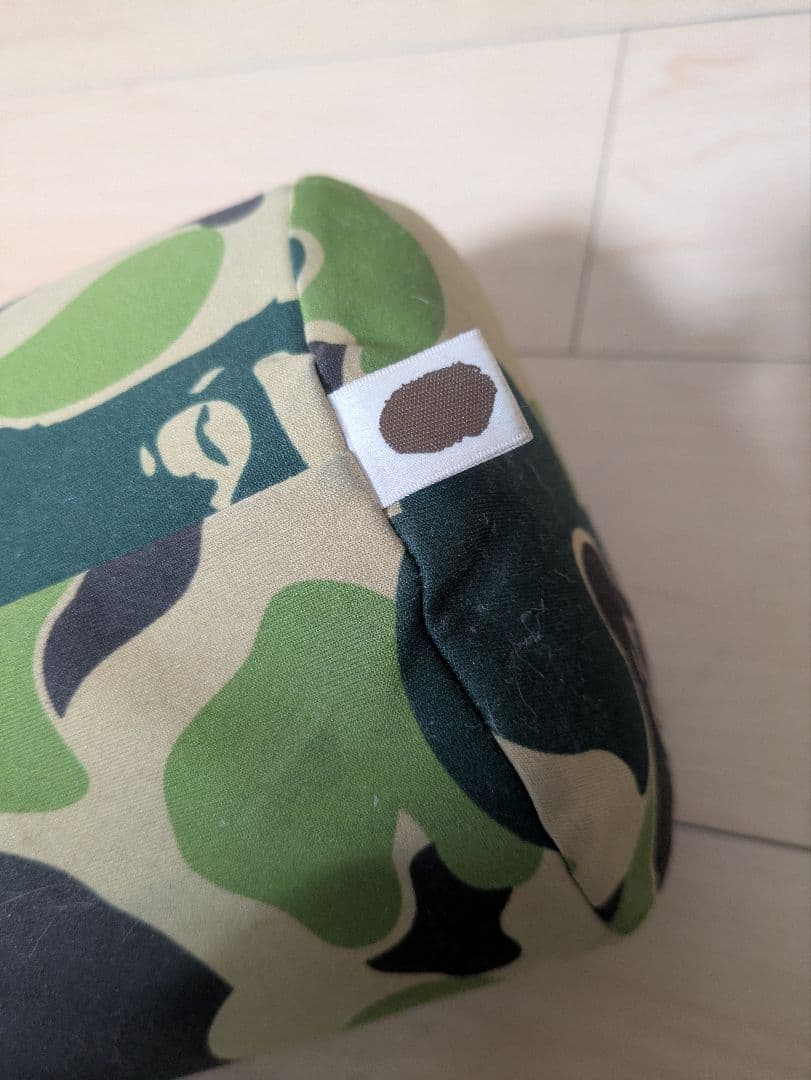 【A BATHING APE】迷彩柄 ロングクッション