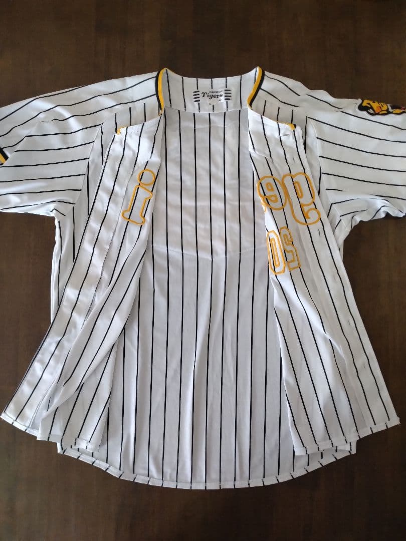 ☆プロフ内ユニホーム販売中☆阪神タイガースユニホーム　2023年