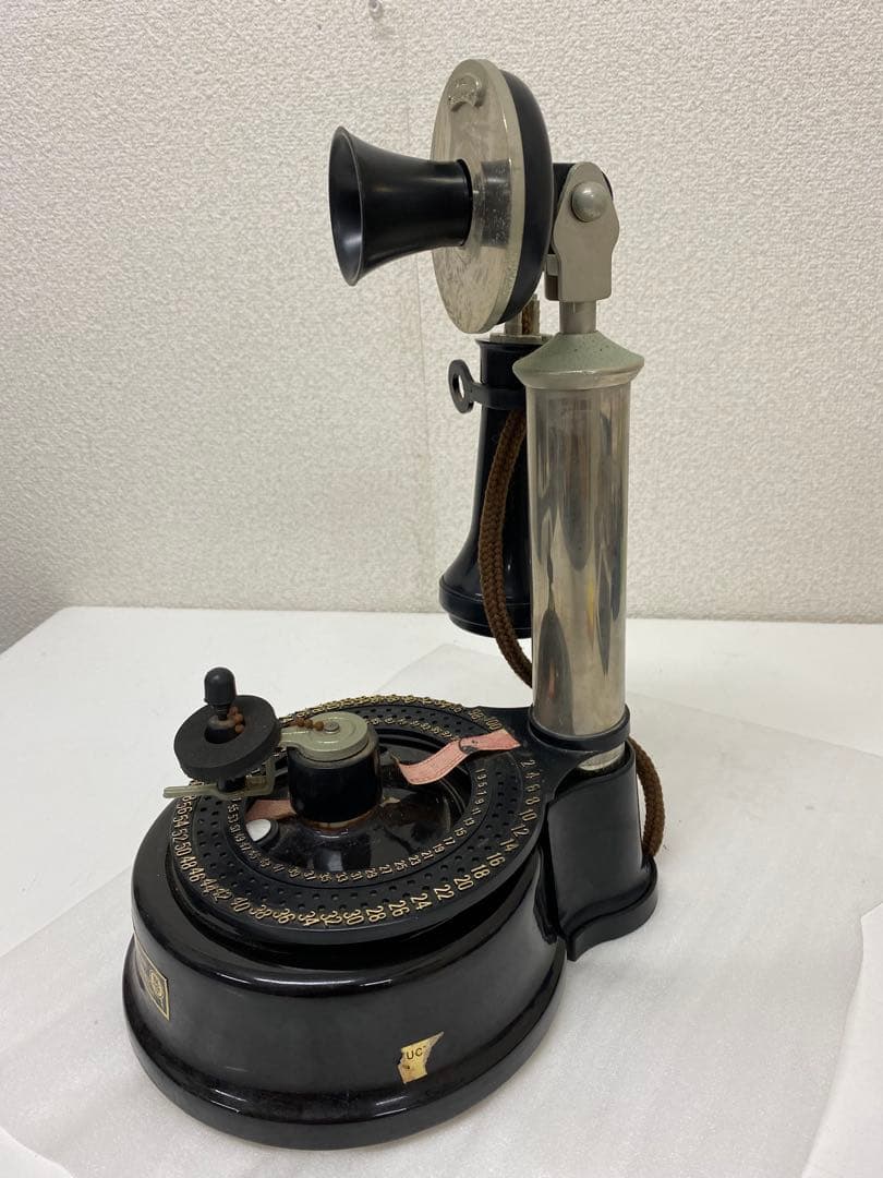 3-2689 ジム・ビームの「1904年式ダイヤル電話デキャンタ　ウィスキー