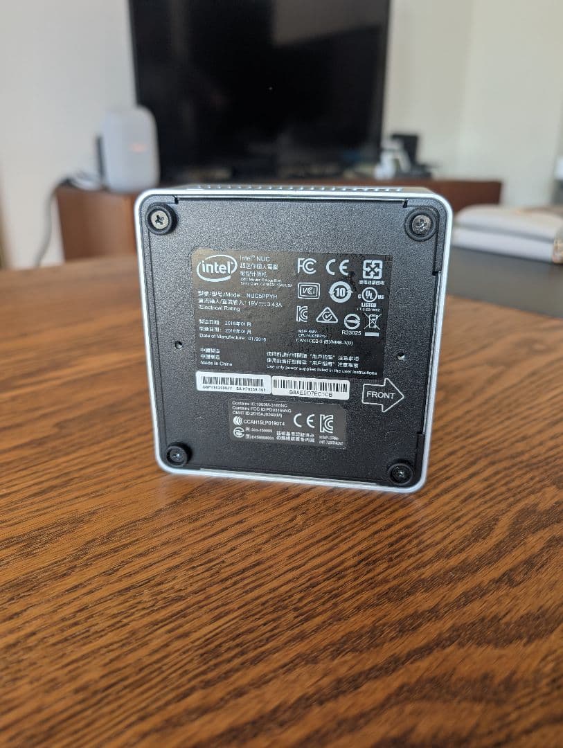 Raspberry Pi 4B 8GB(3台) & Intel NUC(1台)