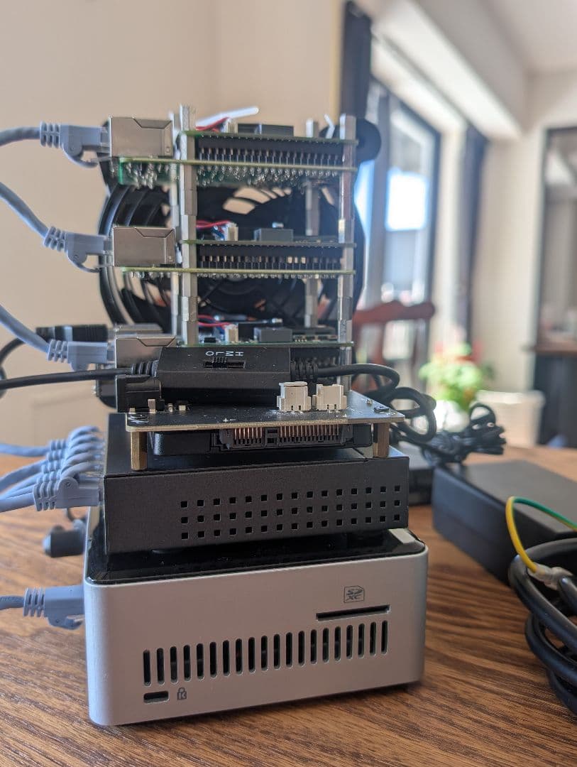 Raspberry Pi 4B 8GB(3台) & Intel NUC(1台)