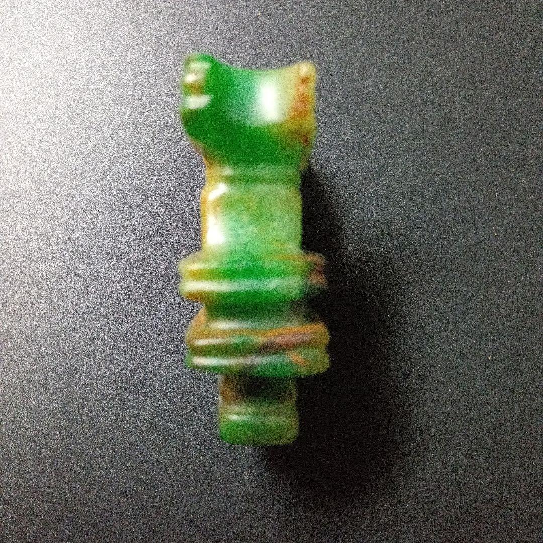 綿刈様、専用でございます。　古墳時代　骨董　歴史史料　勾玉　極上翡翠琴柱形石製品