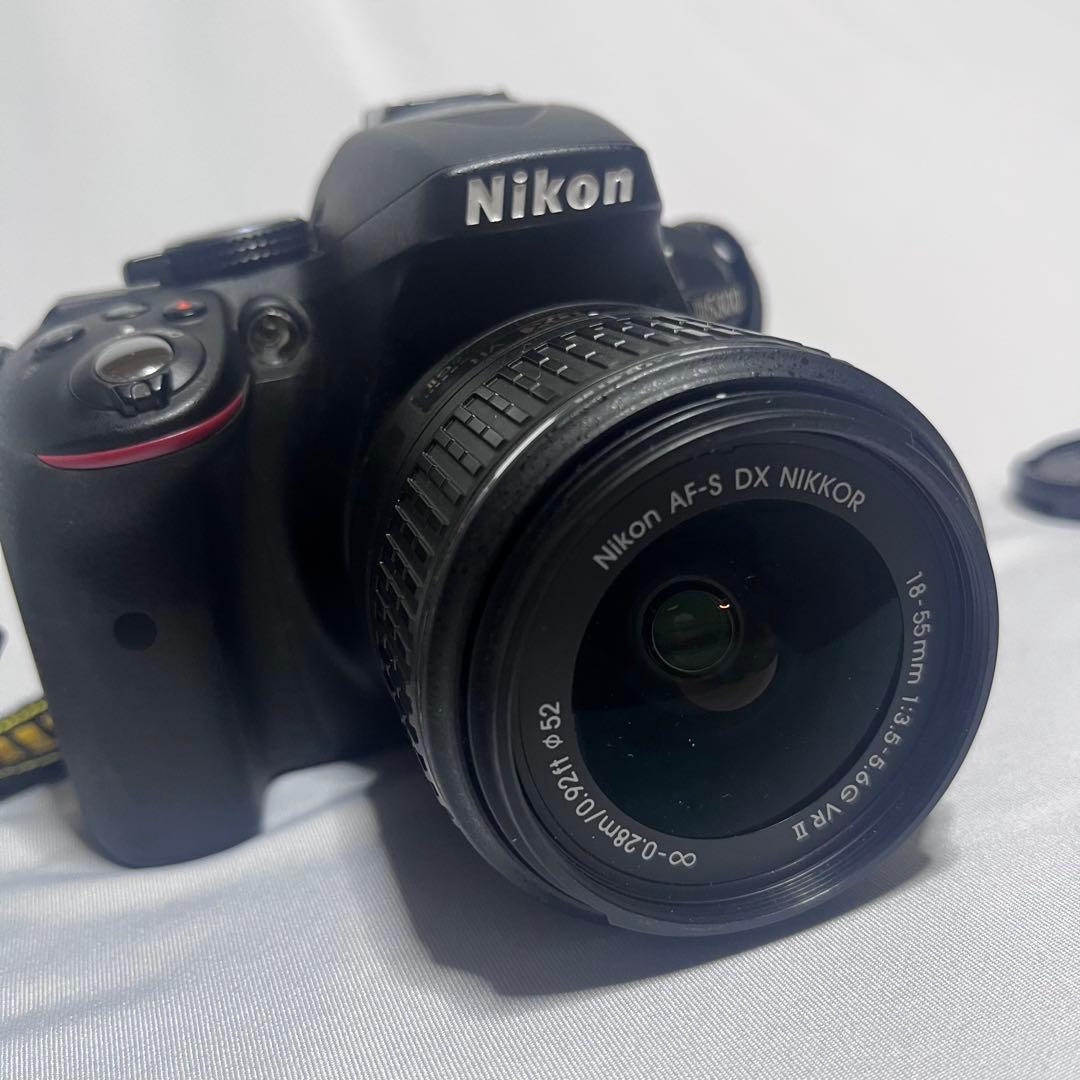 【美品】Nikon D5300 ダブルズームキット デジタル一眼レフ カメラ