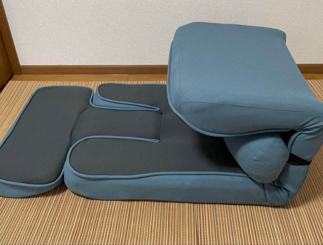 ニトリゲーミング座椅子 黒×青