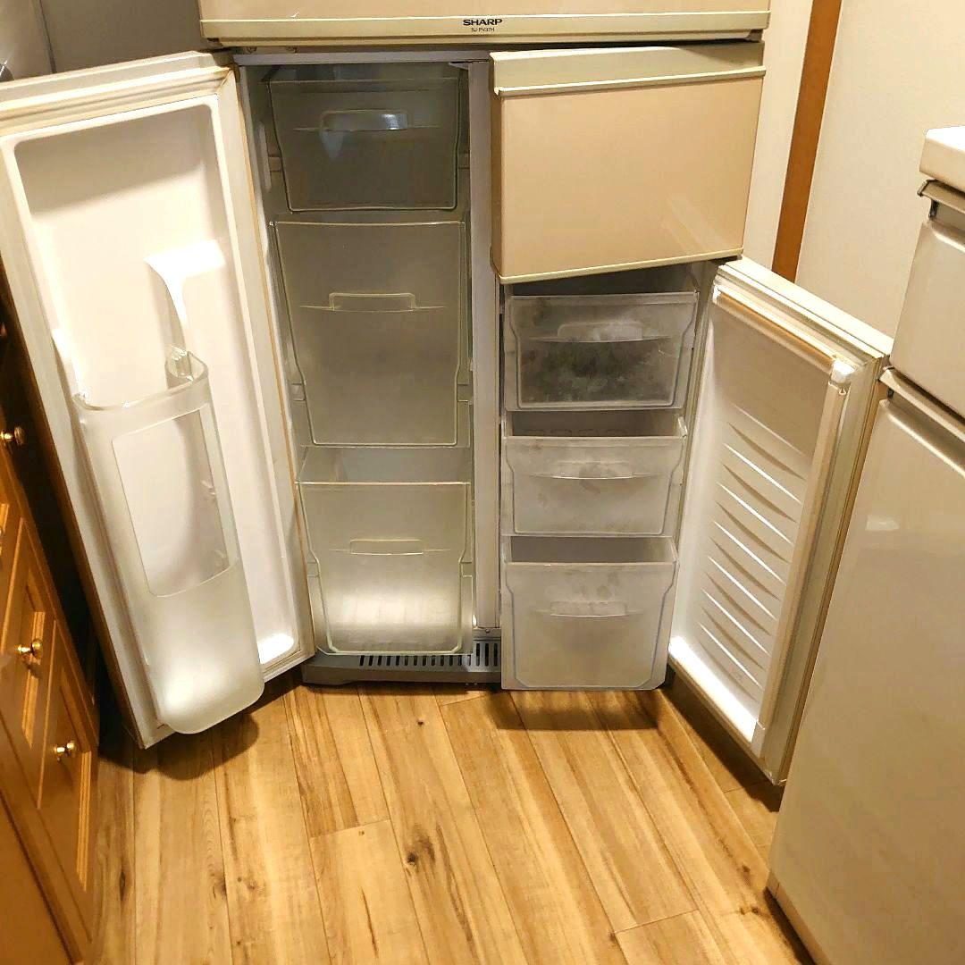 今週末処分❢シャープ冷蔵庫プラズマクラスター除菌イオン　 ベージュ　365L