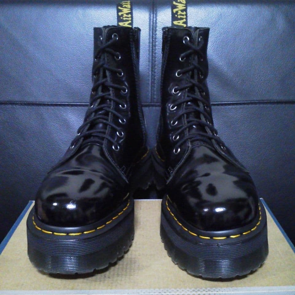 Dr.Martens JADON UK7 黒 男女可 厚底 8ホール