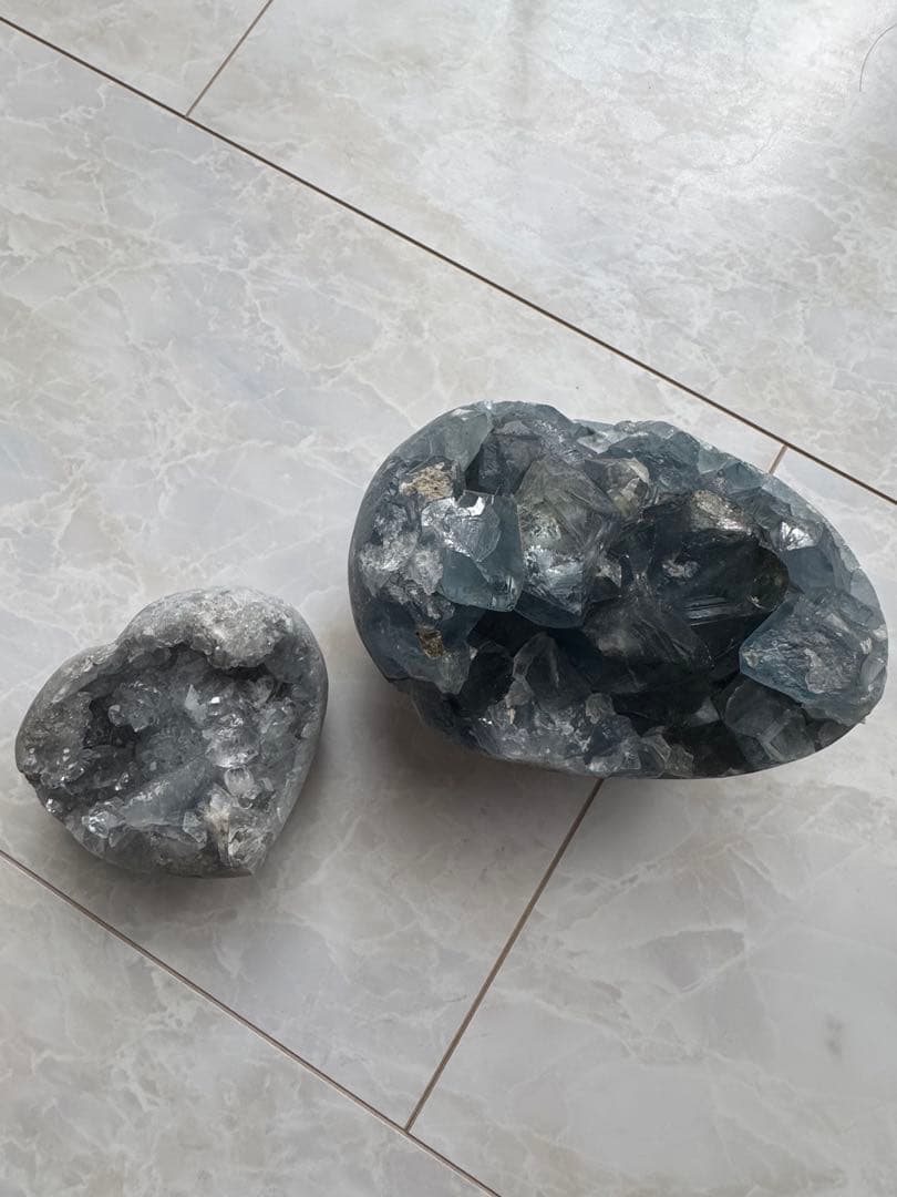 BIG！濃ブルーセレスタイト3.4kg超＆高品質　空色ブルー