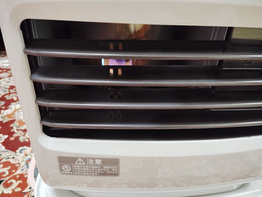 【美品】 2023年製CORONA 石油ファンヒーター