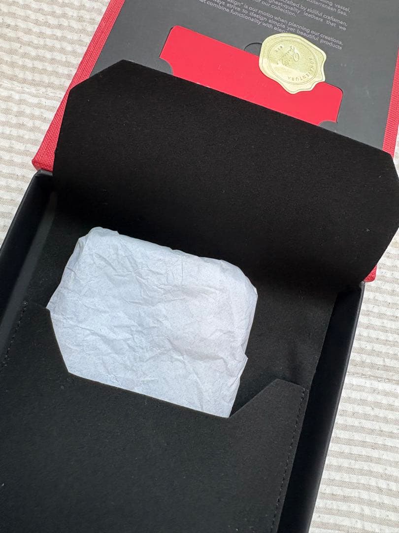 ボナベンチュラ　iPhone16ケース　グレージュ