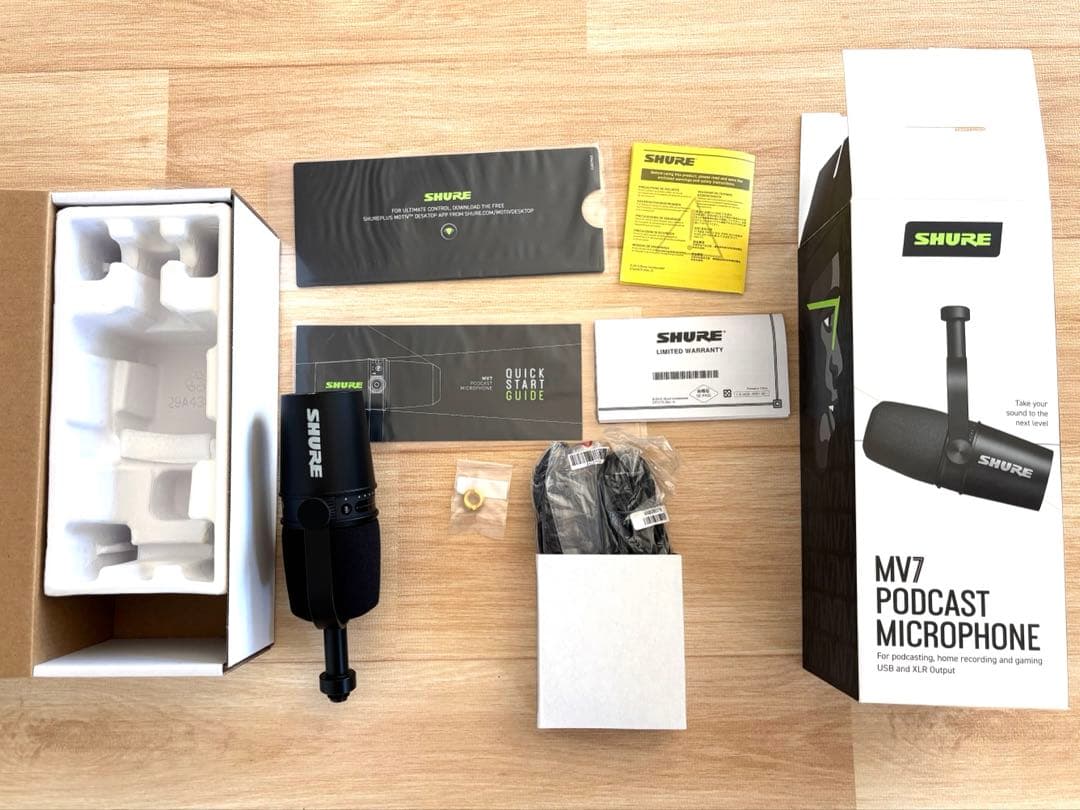 美品　SHURE MV7 ポッドキャストマイク