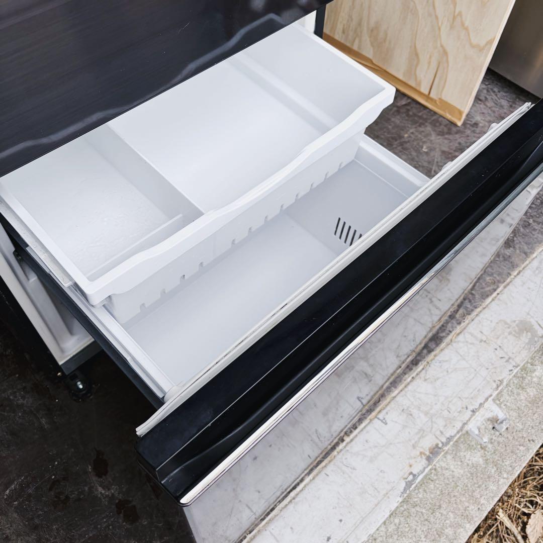 87運搬取付無料！ブリリアントブラック純正日立 シンプルスリム冷蔵庫！完動品美品