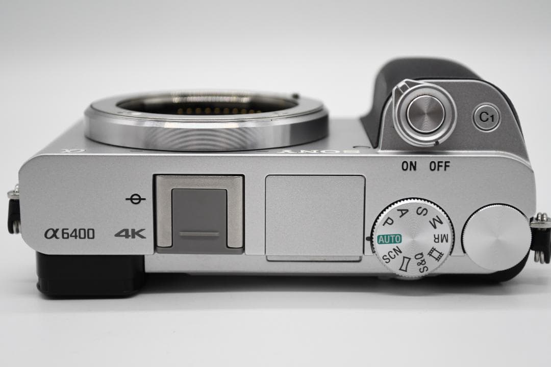★美品★ SONY α6400 ダブルズームキット シルバー 即発送