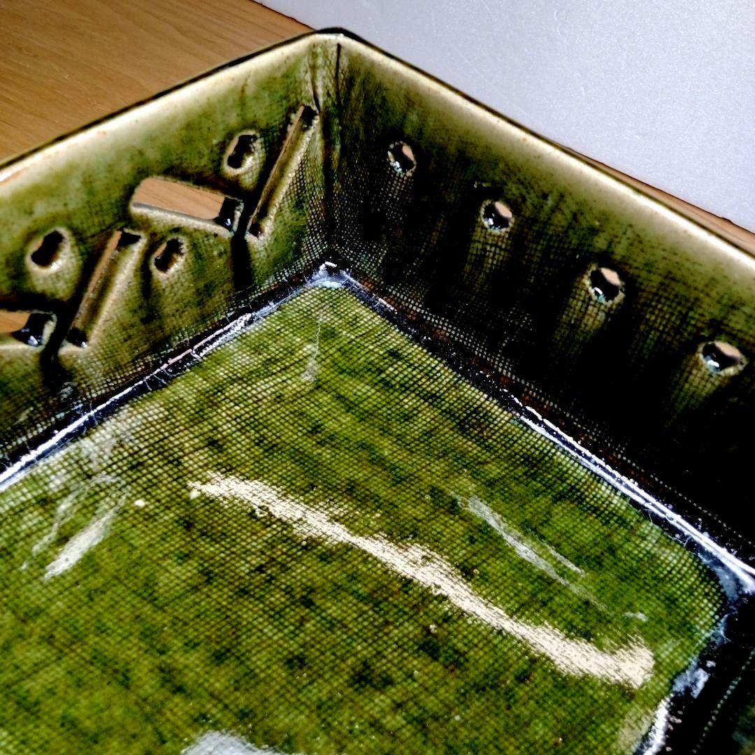 ☆ 玉置保夫 織部焼 菓子器