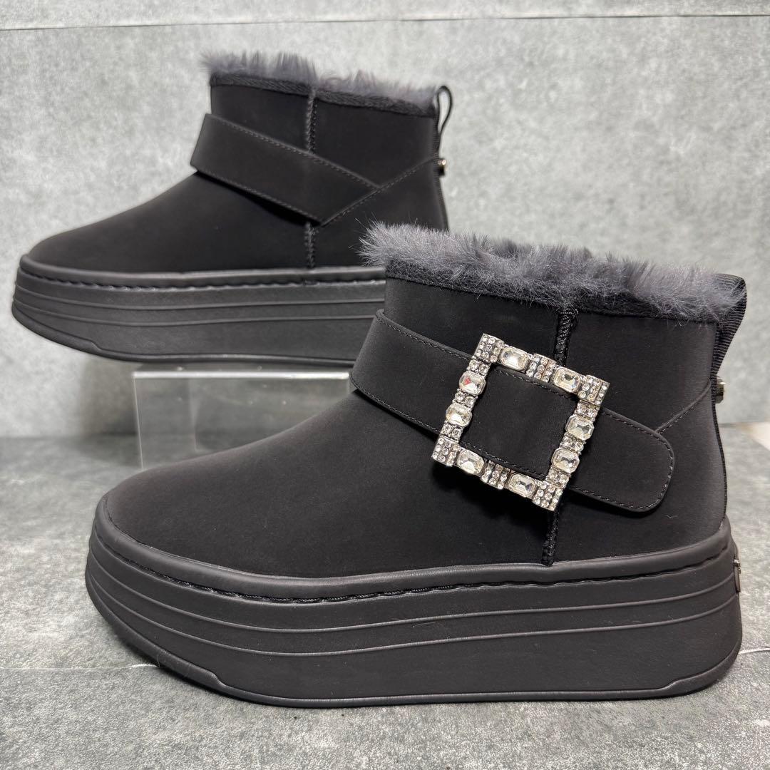 【新品】+DIANA ブラックムートン ビジュー バックル スエード24.5cm