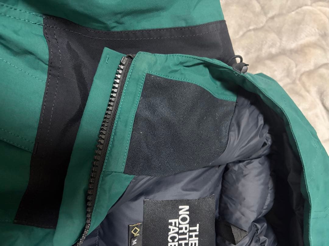 ノースフェイス マウンテンダウンジャケットM/ND91837/GORE-TEX
