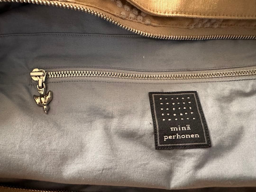 minä perhonen タンバリンショルダーバッグ　ベージュ