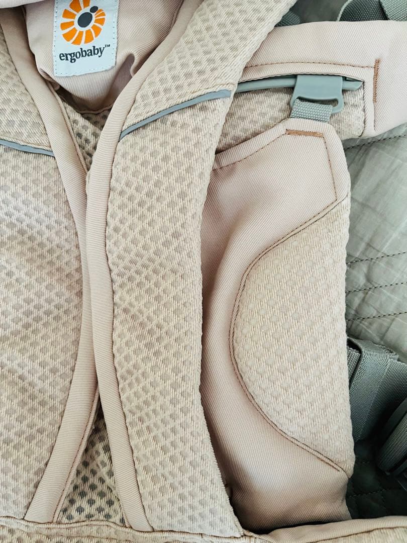 さえエルゴベビーオムニブリーズピンククォーツ