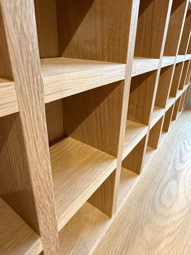 超美品！フルオーダーメイド無垢オーク材・マス目棚・コレクション ラック シェルフ