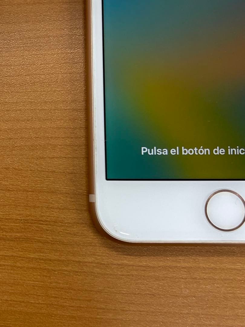 P*h様 動作確認済み iPhone 8 64GB ID M7439