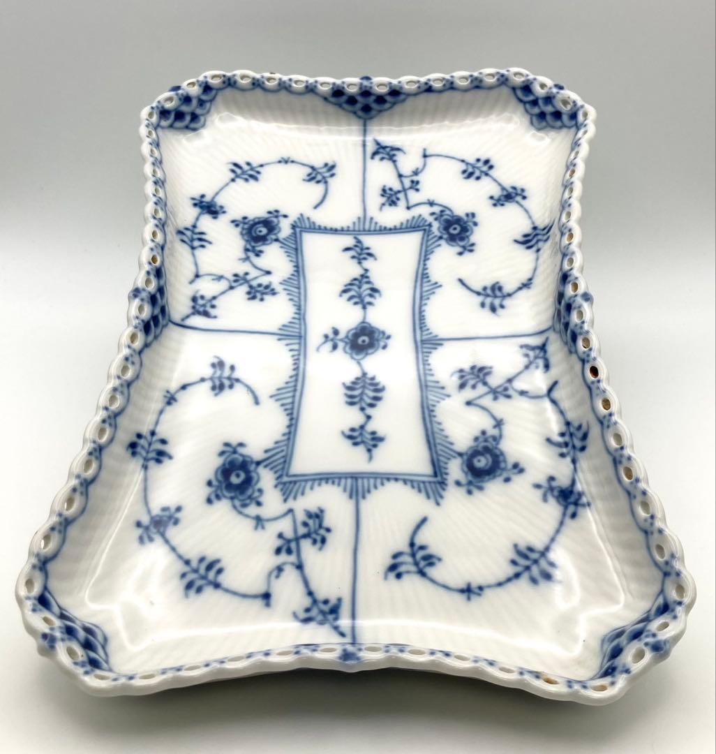 【希少 美品】ロイヤルコペンハーゲン ブルーフルーテッド フルレース トレイ