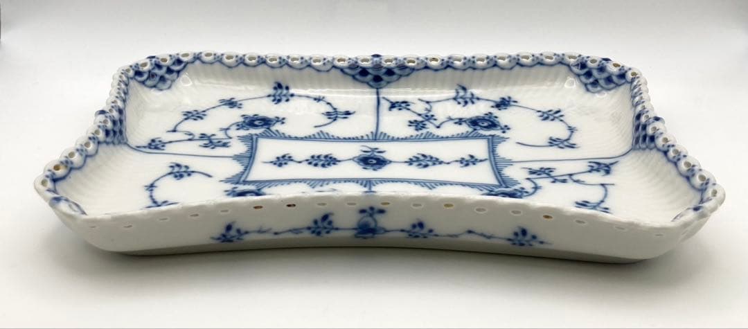 【希少 美品】ロイヤルコペンハーゲン ブルーフルーテッド フルレース トレイ