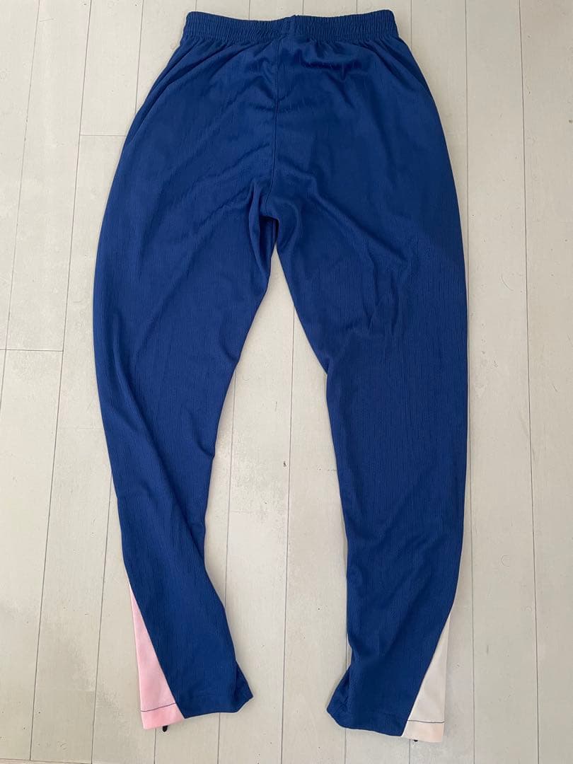 バルセロナ ドリルトップ25-26 XSピンクxネイビー上下 新品