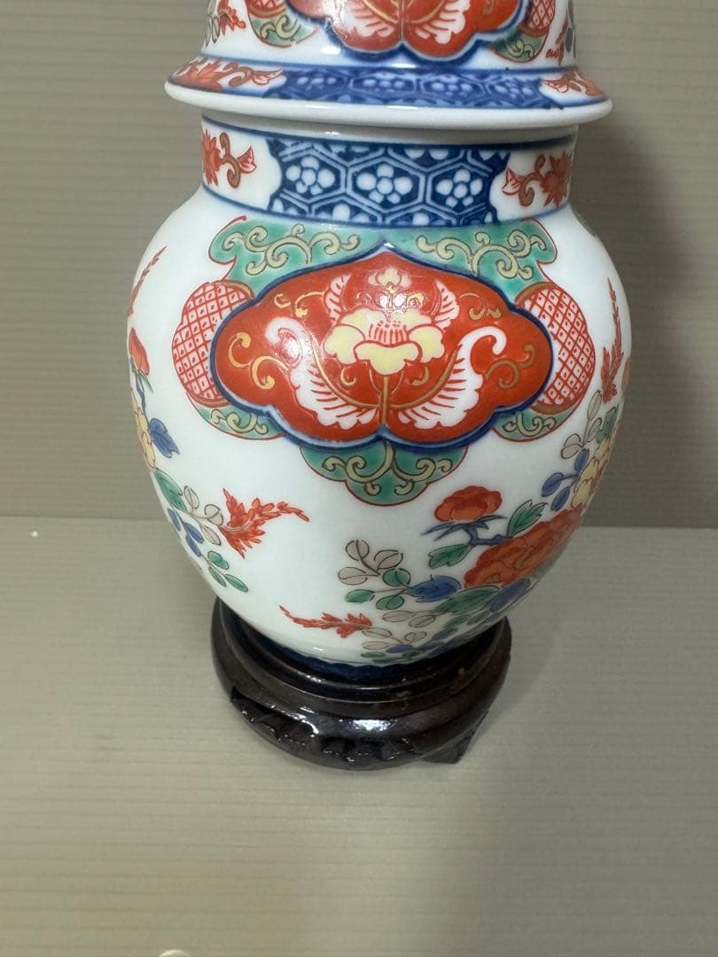 2179  有田焼　古伊萬里　沈香壷　花台付き