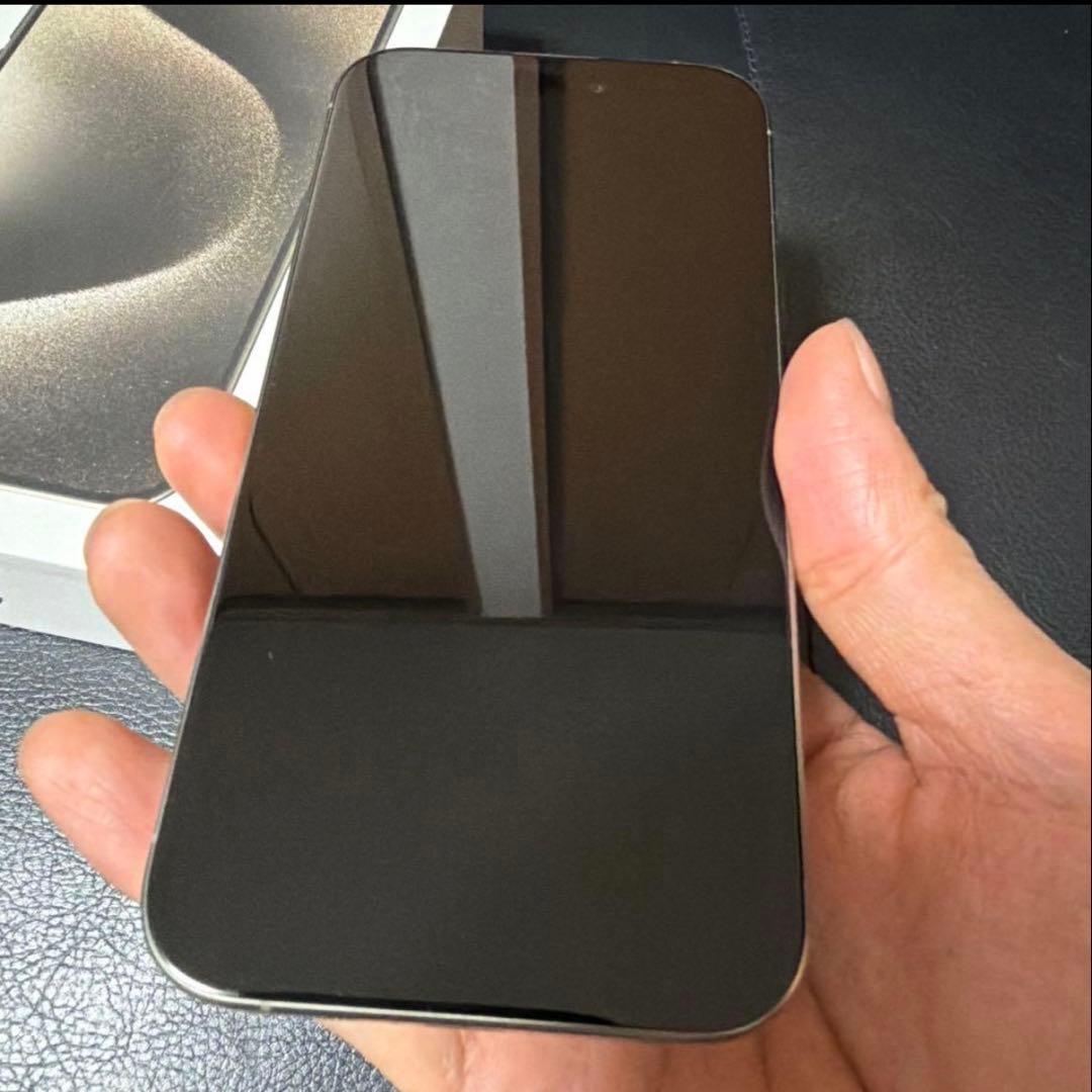 【美品　箱あり　バッテリー100%】iPhone 15 pro 128GB