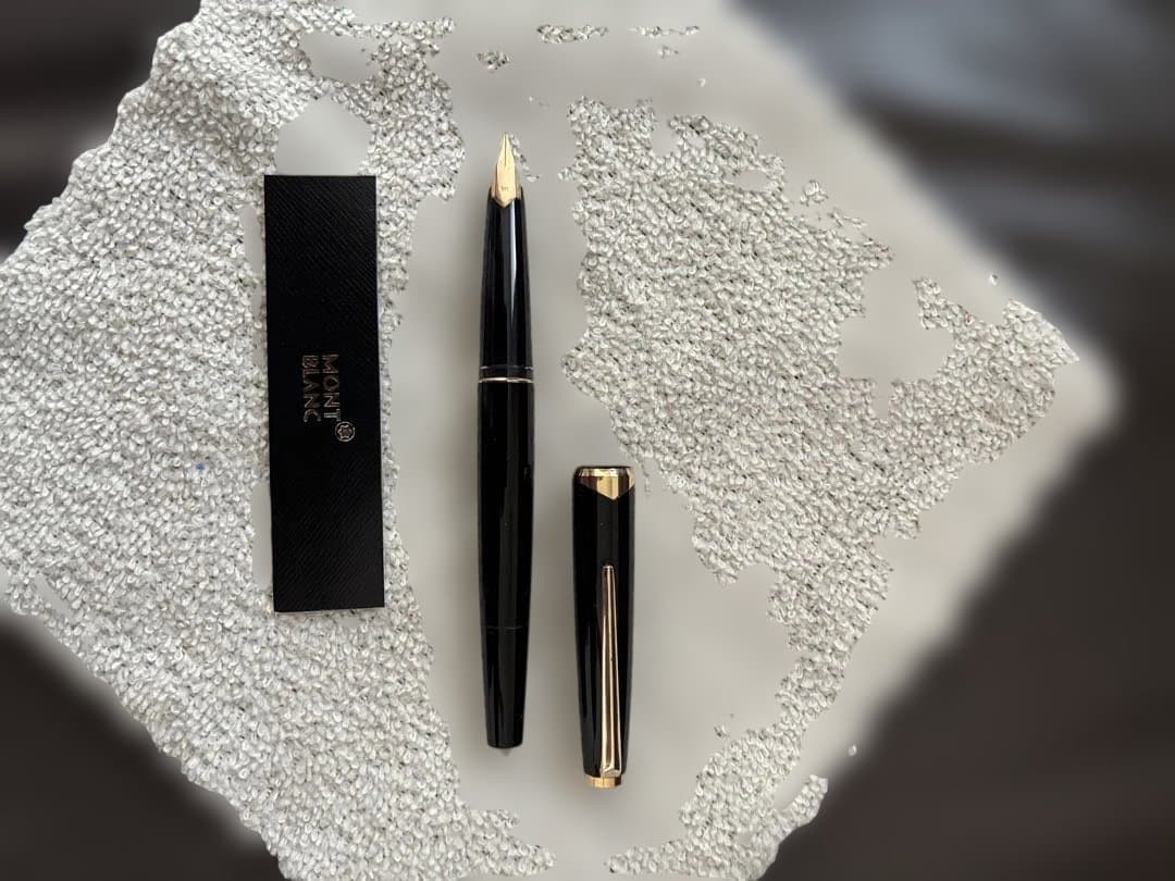◾️MONT BLANC モンブラン◾️万年筆◾️黒／金色◾️吸入確認済み◾️