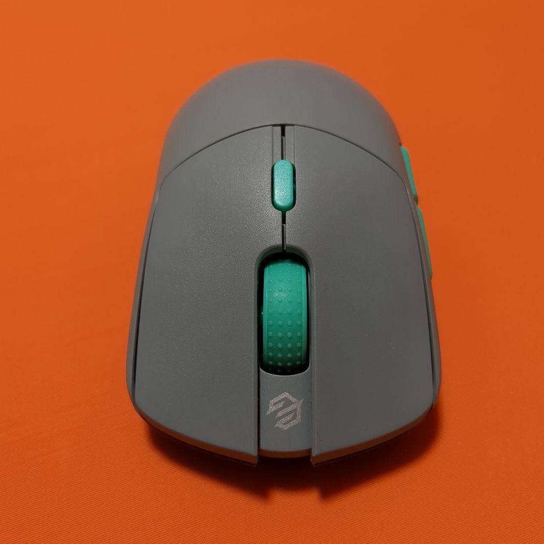 G WOLVES HTS PLUS 4K グレー