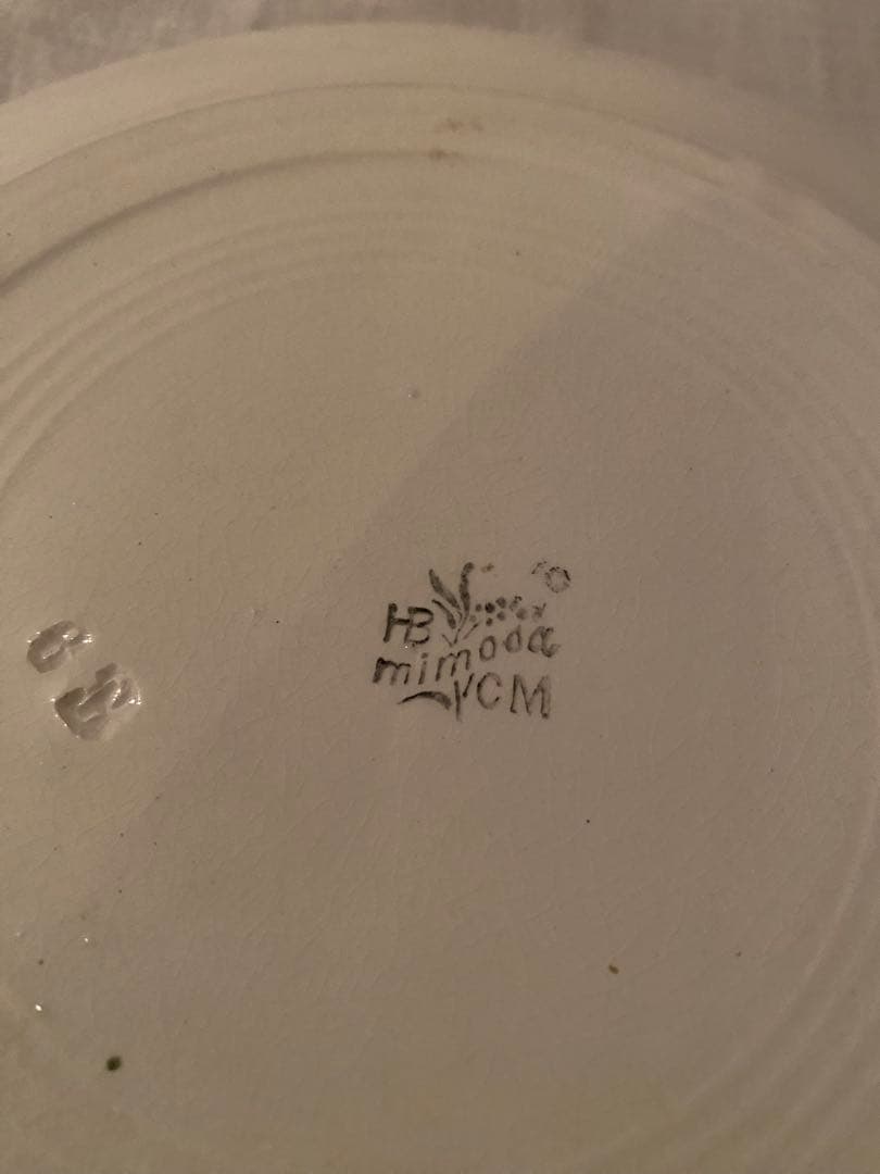 フランスと北欧のアンティークプレート　希少なミモザ柄2枚