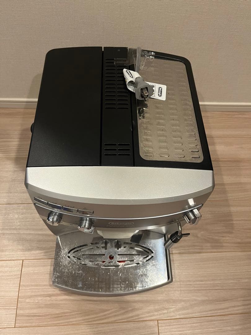 最終値下げ デロンギ コーヒーメーカー マグニフィカ 　ESAM03110S
