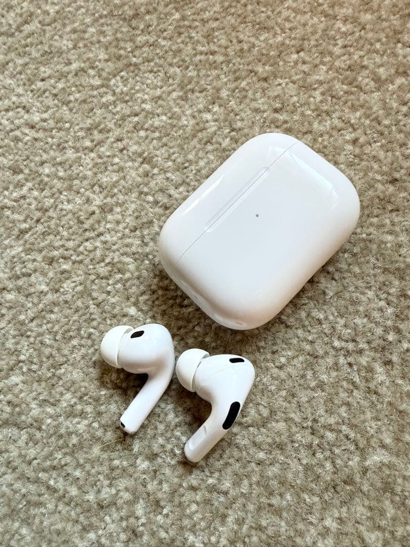【美品】AirPods Pro 第2世代（USB-Cモデル）