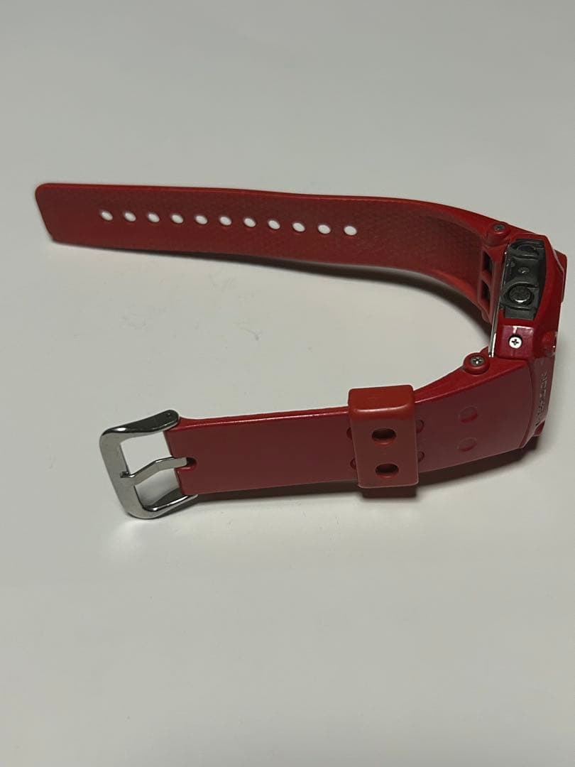 CASIO G-SHOCK デジタル腕時計 レッド　動作未確認