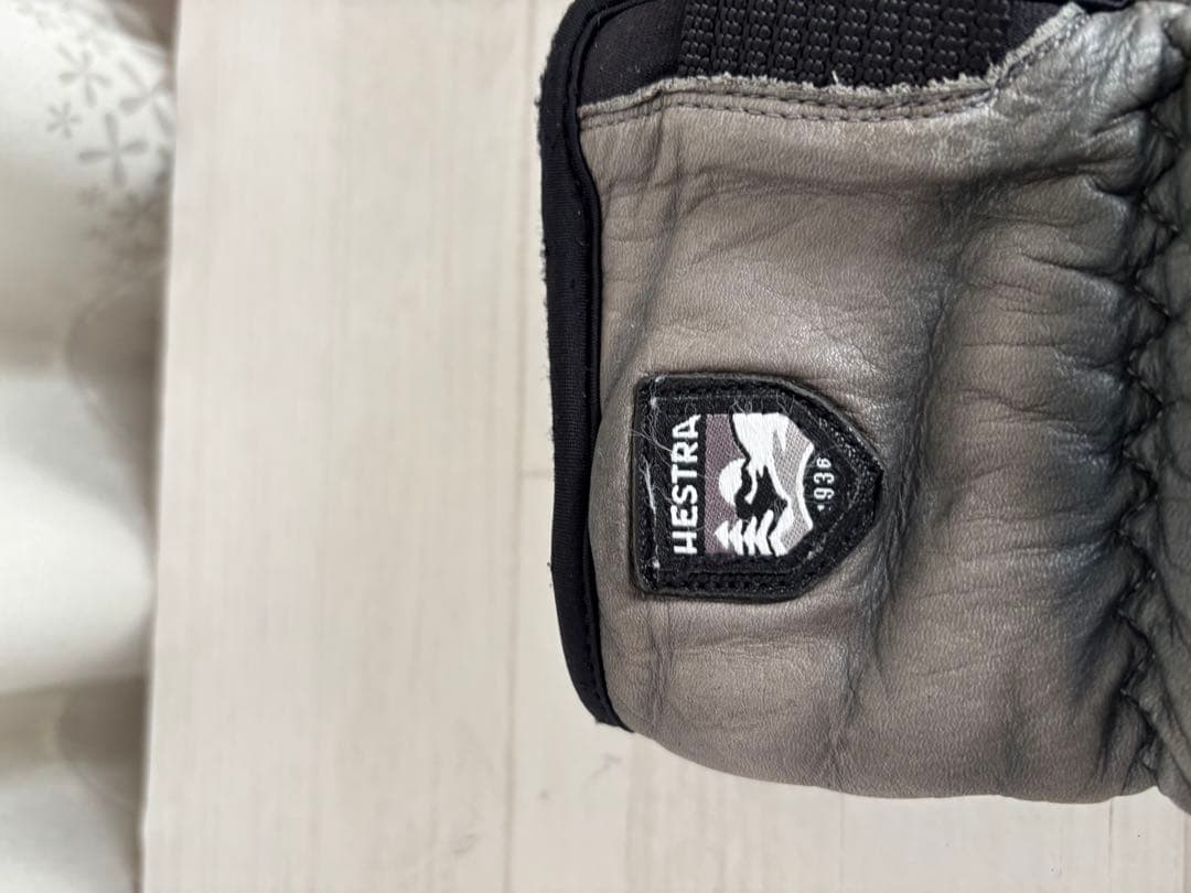 Hestra 3フィンガーグローブ